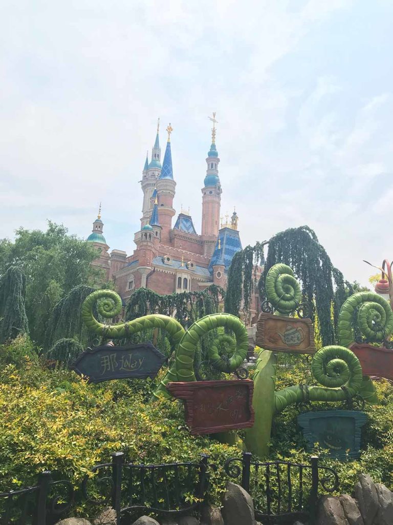 Shanghai Disneyland rides