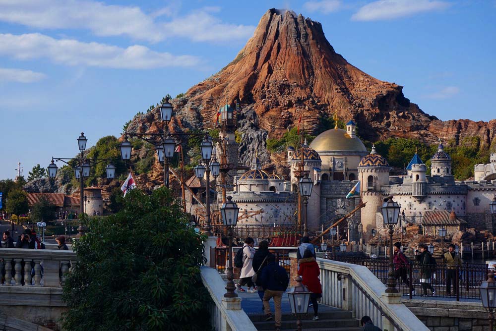 Disneyland or Disneysea
